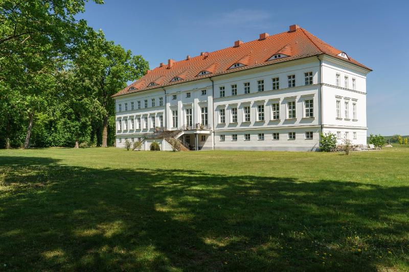 Schloss Retzow Apartments - image 38