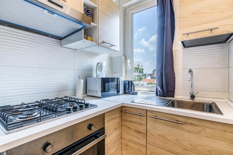 Studio Apartment image 4