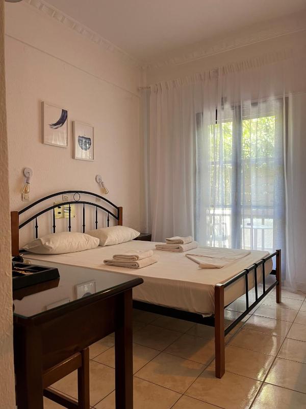 Budget Double or Twin Room image 4