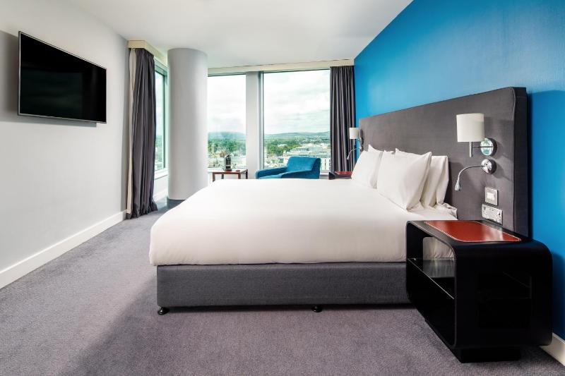Executive Room with Panoramic View image 3