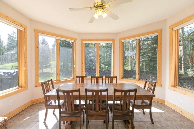Hohenmark Haus Home: Great Year-Round Location - image 39