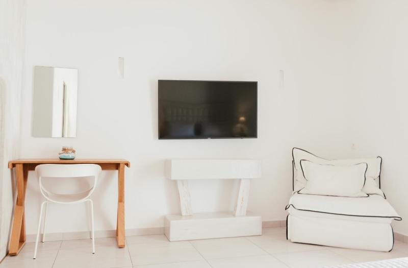 Superior Double or Twin Room image 3