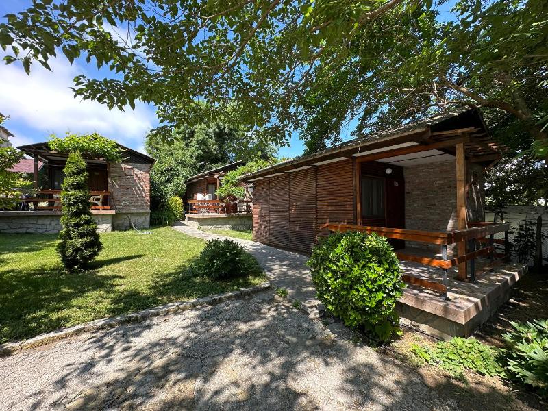 Bungalow image 3
