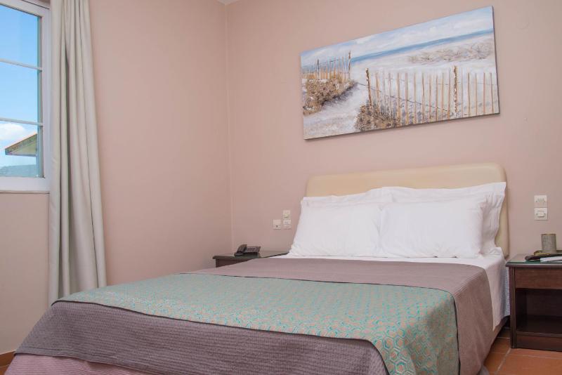 Family Apartment with Sea View image 1