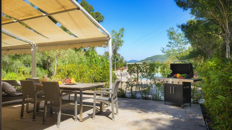 VILLA LACONELLA 8&4 Emma Villas - image 12