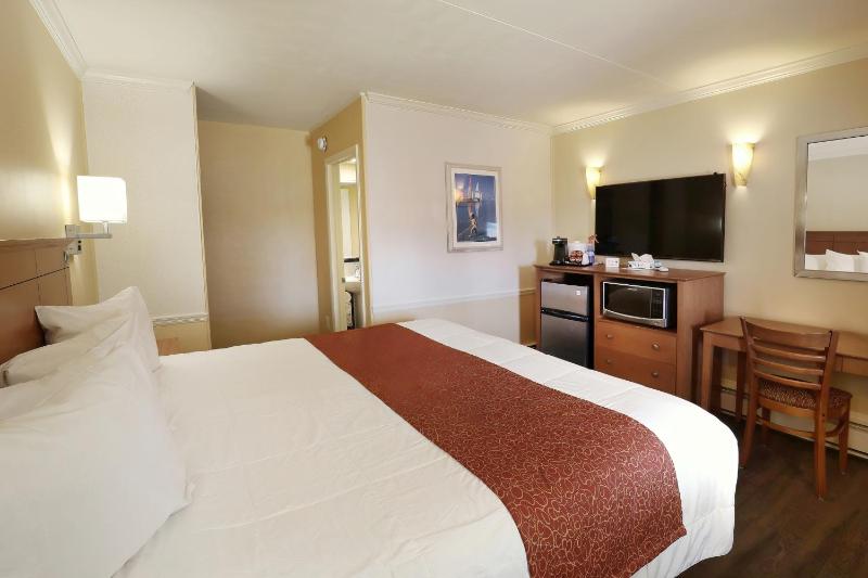 King Room image 4