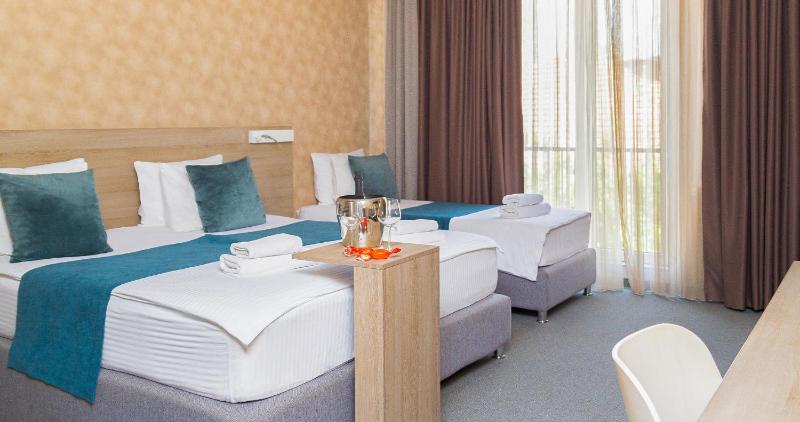 Triple Room with Parking image 1