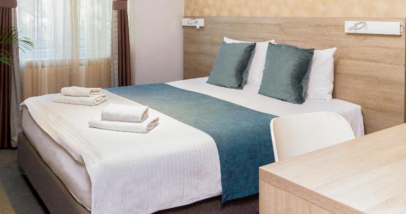 Special Offer double room with parking image 1