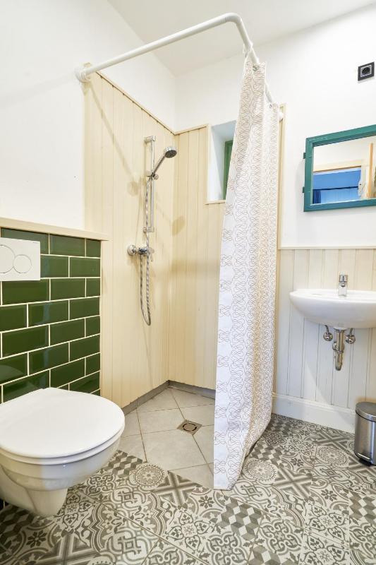 Double Room with Park View image 1
