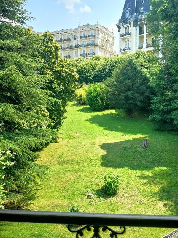 Studio moderne,face au parc. Images