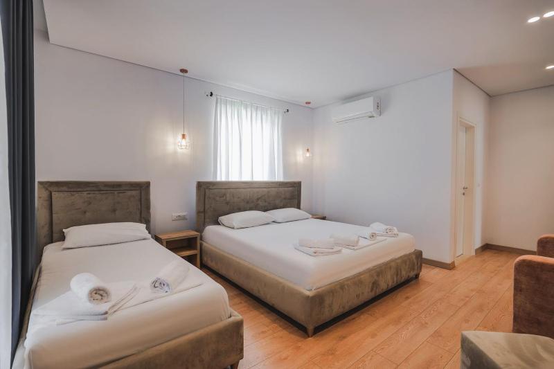 Otto Hotel - image 10