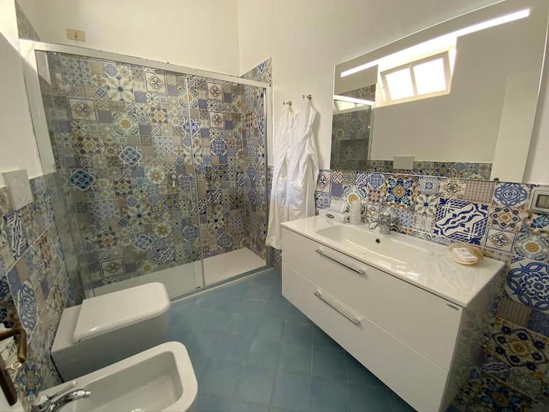 Double Room image 2