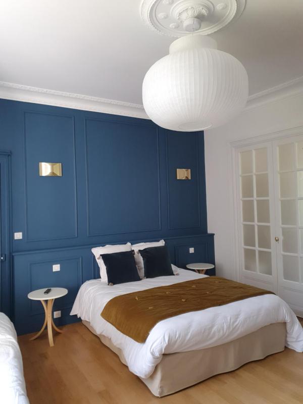 Double Room image 1