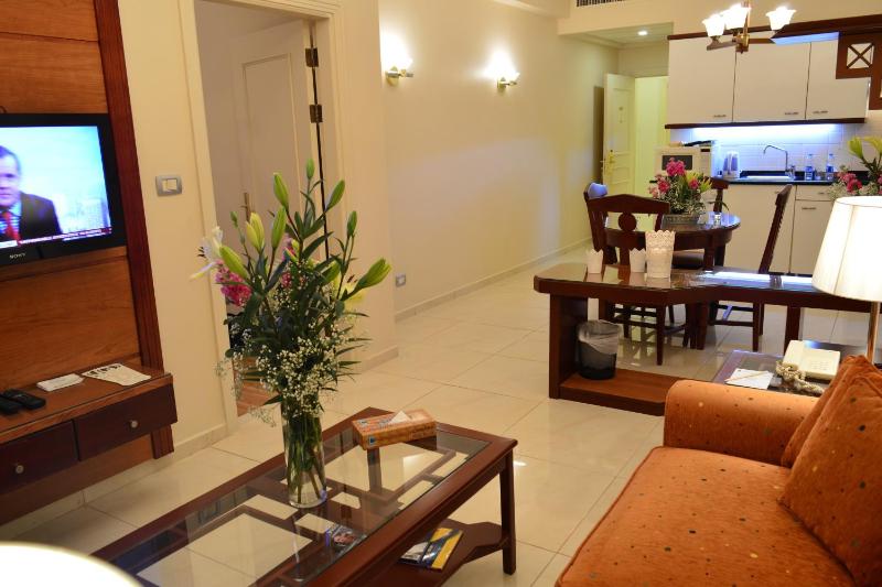 Executive Suite image 2