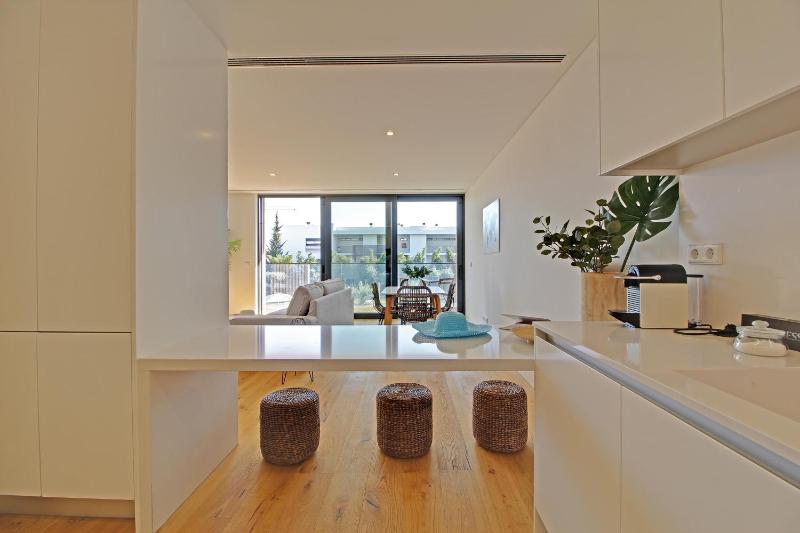 White & Nature Apartment - image 6