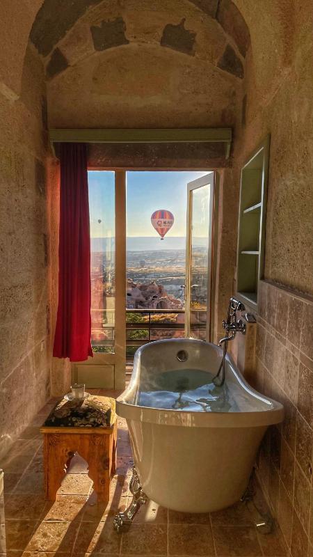 Pasha Stone Suite image 3