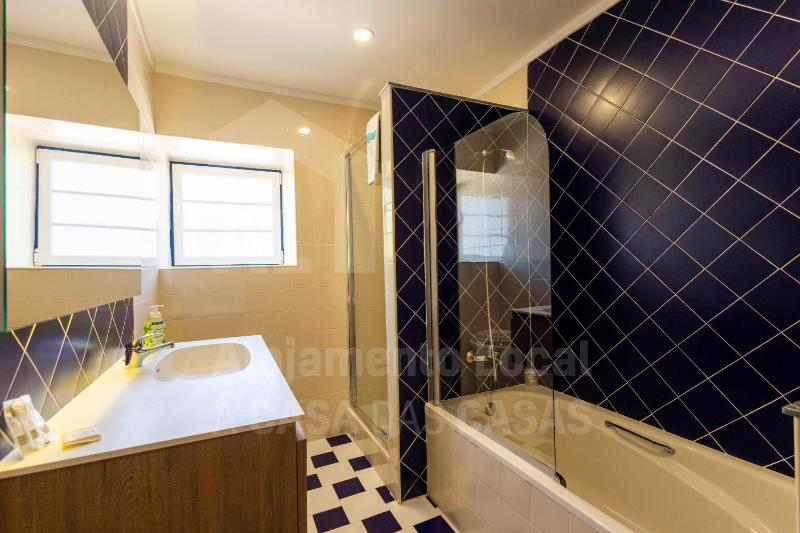 Three-Bedroom House image 2