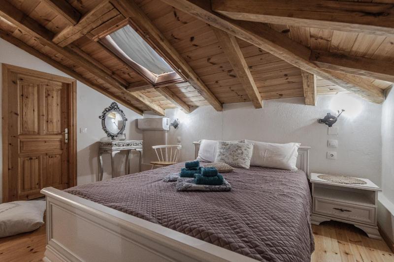 Cicones Boutique Apartments - image 37