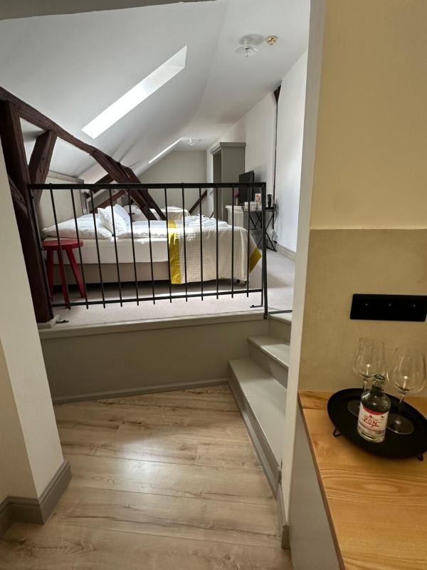 Classic Quadruple Room image 4