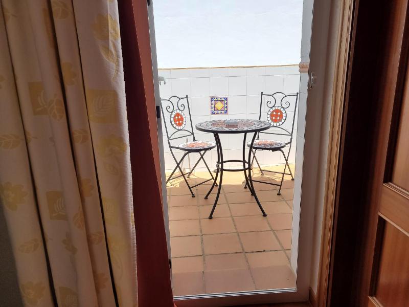 Twin Room image 1