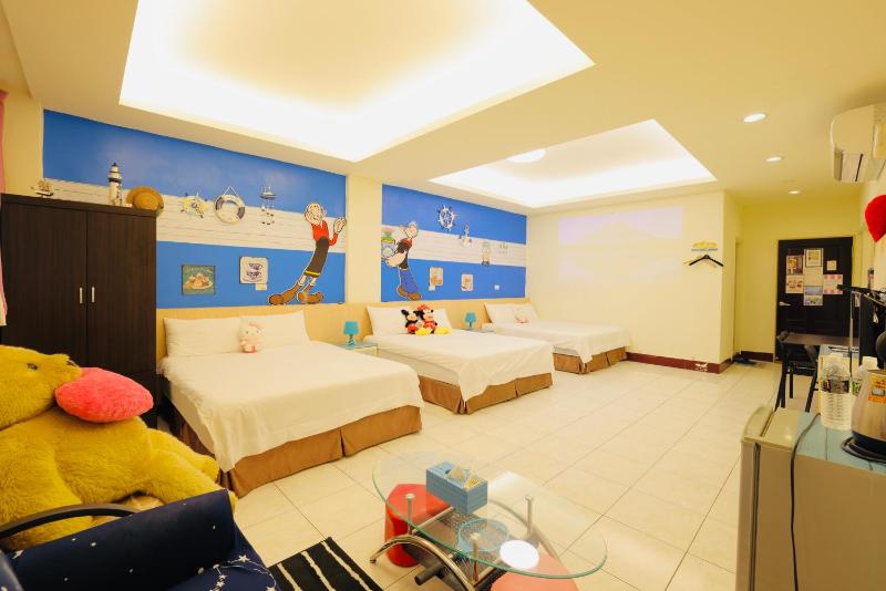 Huadong Homestay - image 2