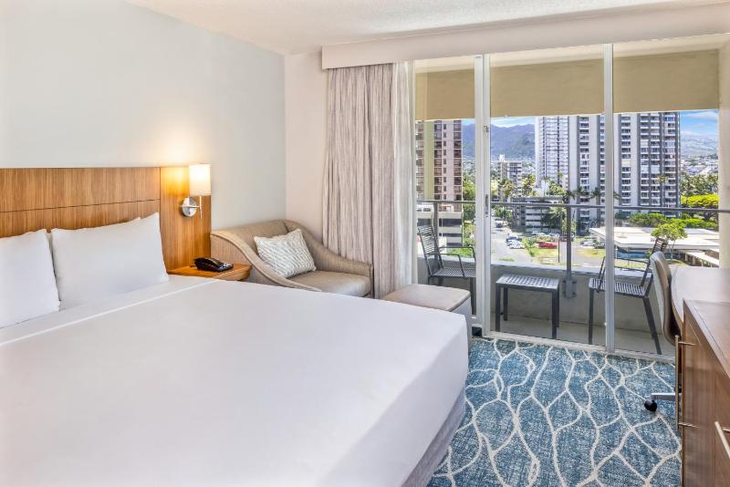 King Room with Sofa Bed and Mountain View image 4