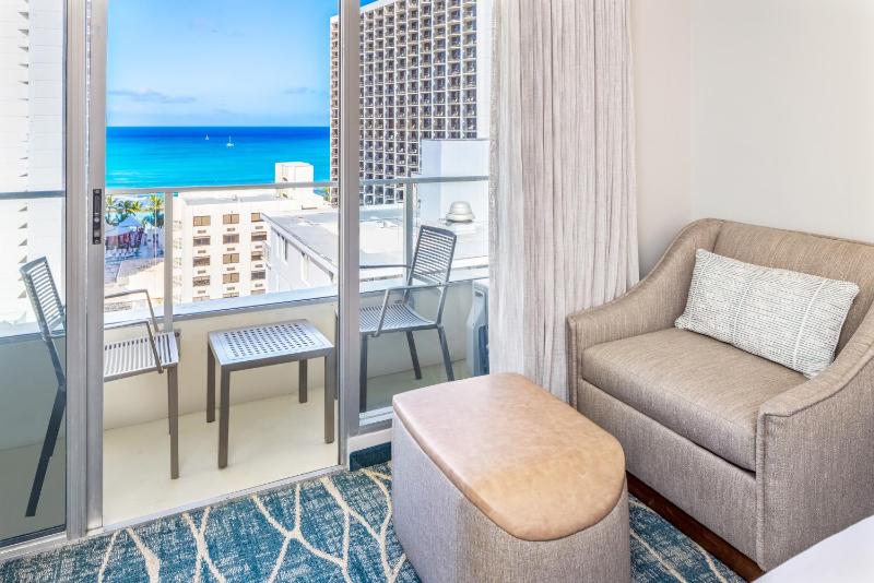 King Room with Sofa Bed and Ocean View image 4