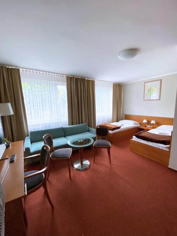 Comfort Double or Twin Room image 1