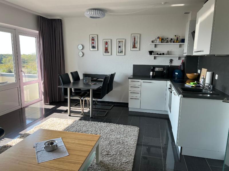 Apartment with Sea View image 2