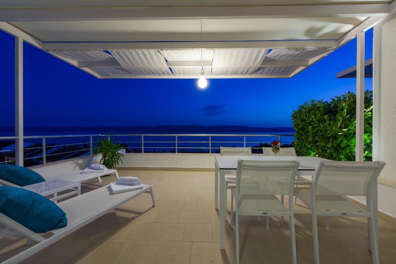 Duplex Two-Bedroom Apartment with Terrace and Sea View image 2