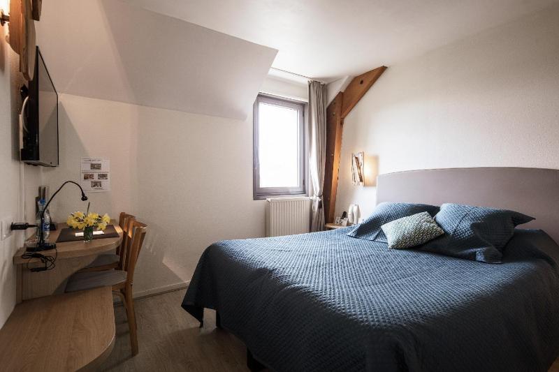Double Room image 1