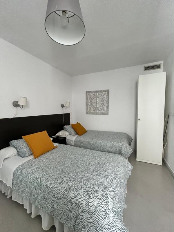 Double or Twin Interior Room image 1