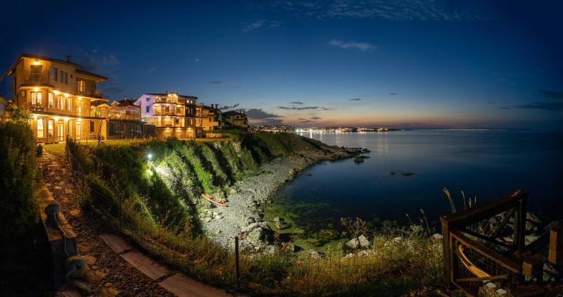 DOLPHIN BAY BOUTIQUE COMPLEX Sozopol - image 23