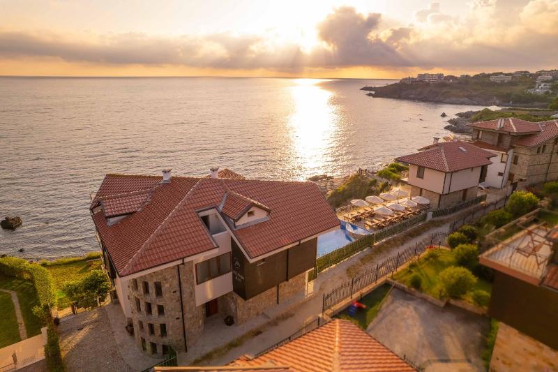 DOLPHIN BAY BOUTIQUE COMPLEX Sozopol - image 30