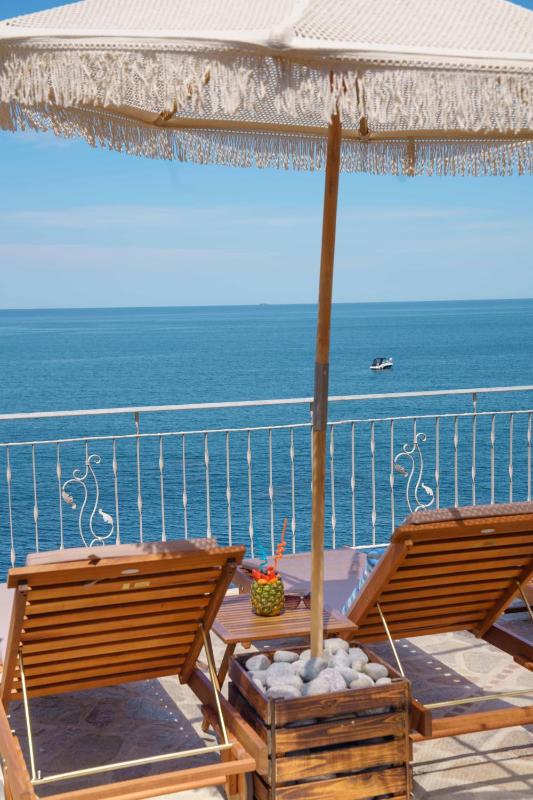 DOLPHIN BAY BOUTIQUE COMPLEX Sozopol - image 45