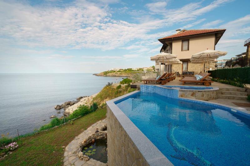 DOLPHIN BAY BOUTIQUE COMPLEX Sozopol - image 28