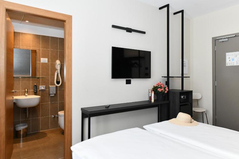 Hotel Eden - image 4