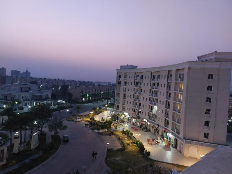 Blue Mans Rooms - Near Prem Mandir & ISKCON - image 9
