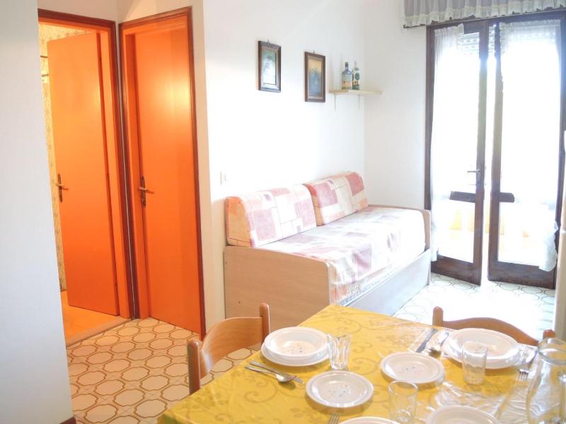 Two-bedroom apartment in Bibione - image 25