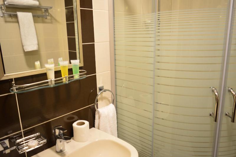 Two-Bedroom Suite image 2