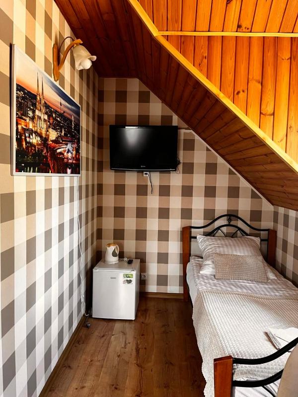 Triple Room image 2