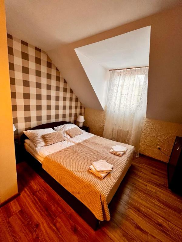 Double Room image 1