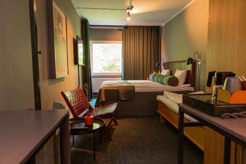 Standard Triple Room image 1