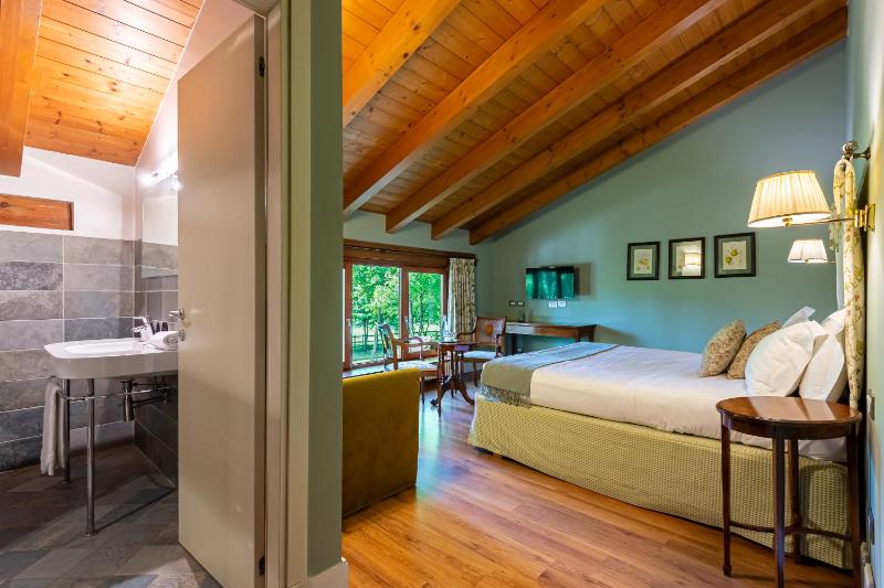 Family Room (2 Adults + 1 Child) - Annex  image 2