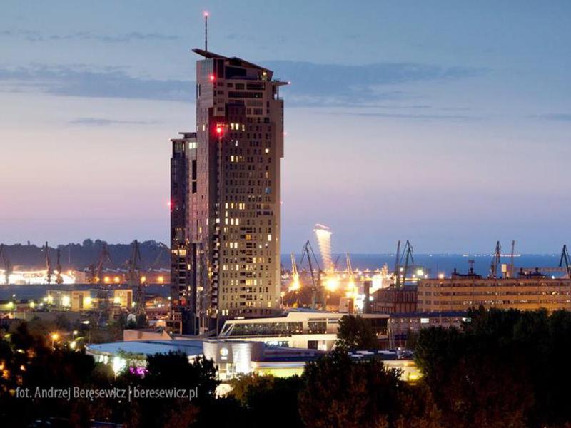 Sea Towers Apartamenty - image 21