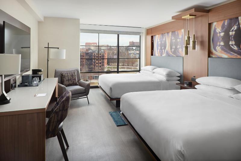 King Room with Two King Beds and Garden View - Parkside image 1