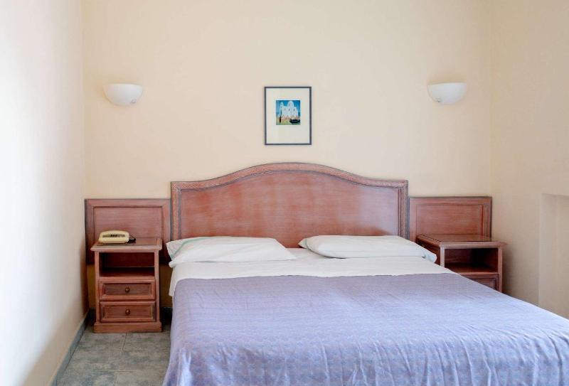 Double or Twin Room image 1