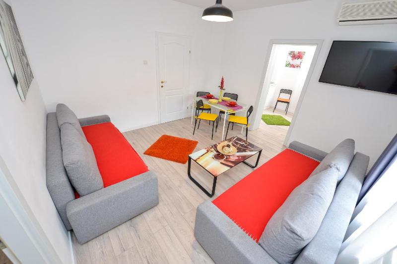 Budget Accommodation - image 13