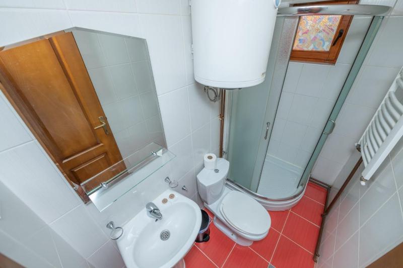 Double or Twin Room with Bathroom image 1