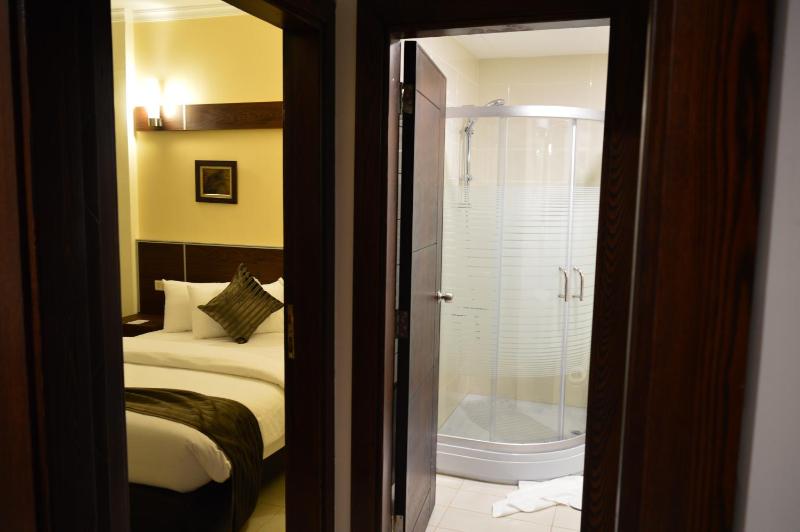 Executive Suite image 1